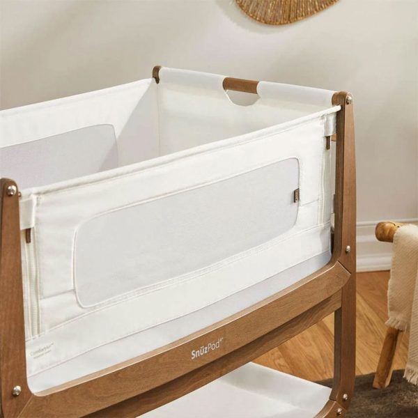 Snuzpod 4 Bedside Crib Walnut