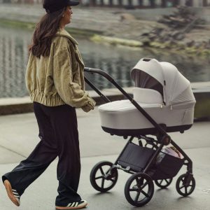 venicci claro pushchair carrycot vanilla