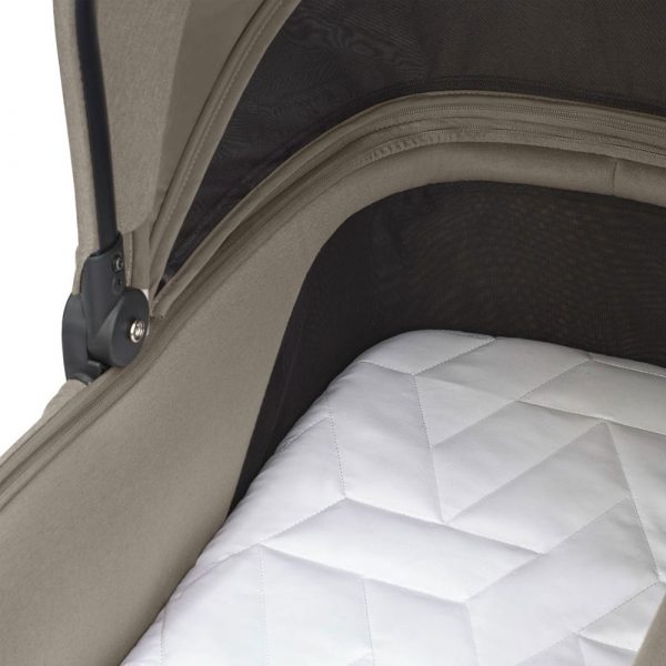 maxi cosi oxford pram twillic truffle